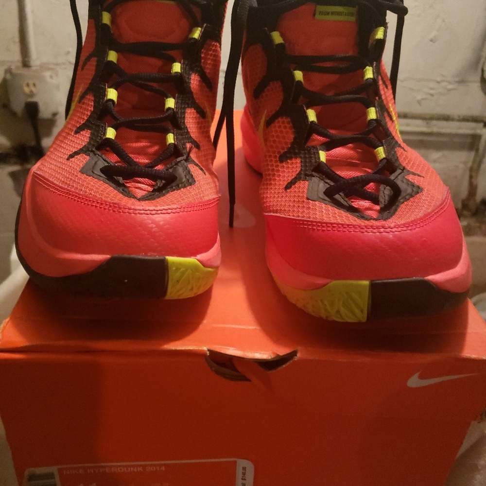 Nike hyperdunk